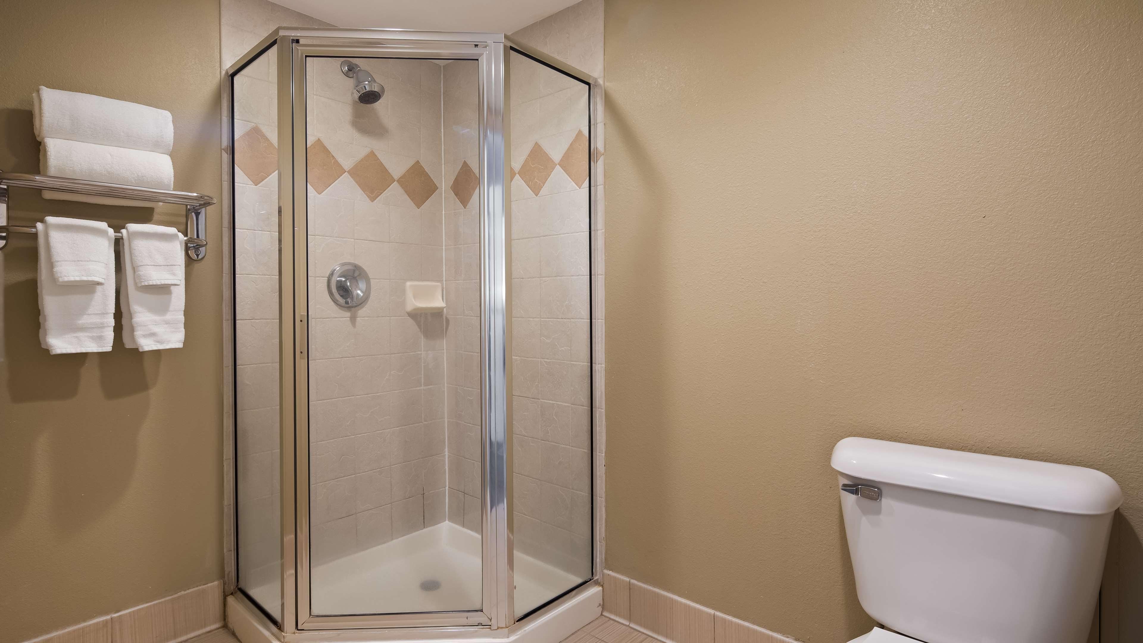 Best Western Crossroads Of The Bluffs Council Bluffs Ngoại thất bức ảnh
