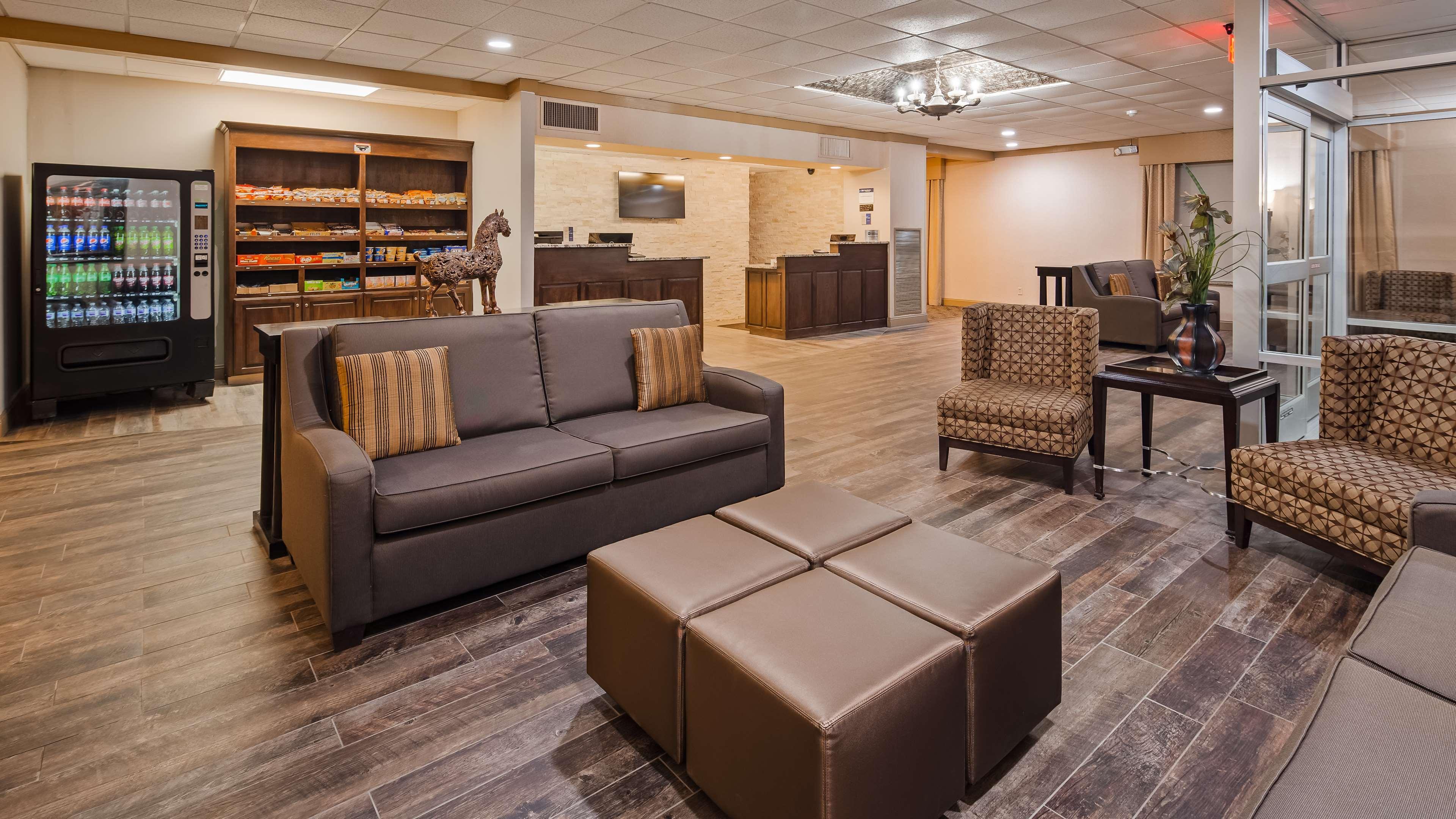 Best Western Crossroads Of The Bluffs Council Bluffs Ngoại thất bức ảnh