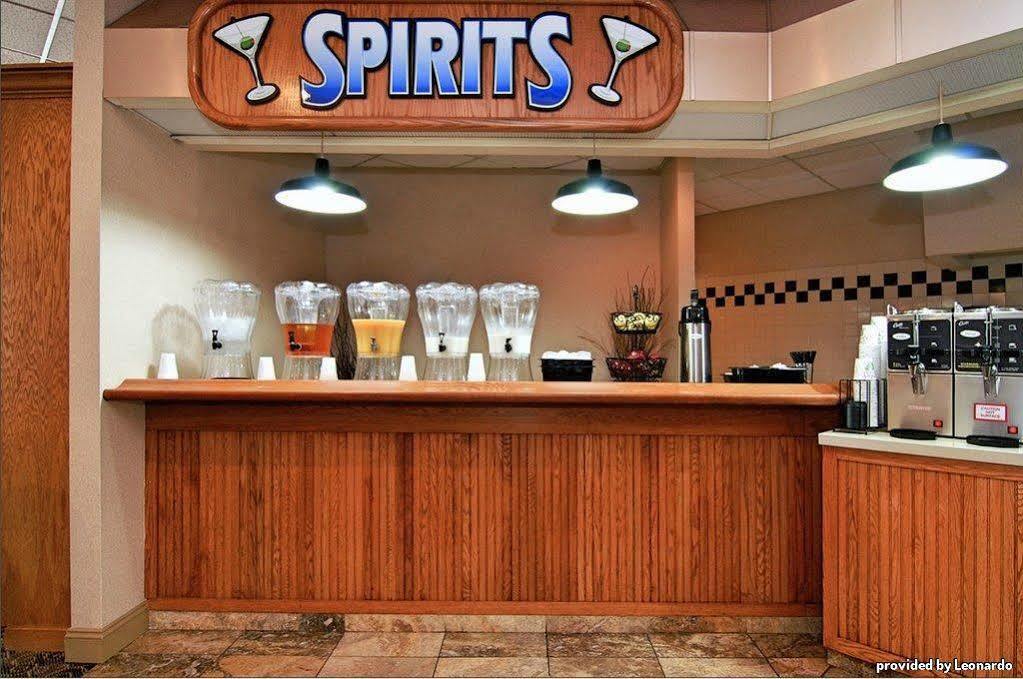 Best Western Crossroads Of The Bluffs Council Bluffs Ngoại thất bức ảnh