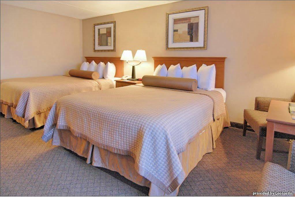 Best Western Crossroads Of The Bluffs Council Bluffs Ngoại thất bức ảnh